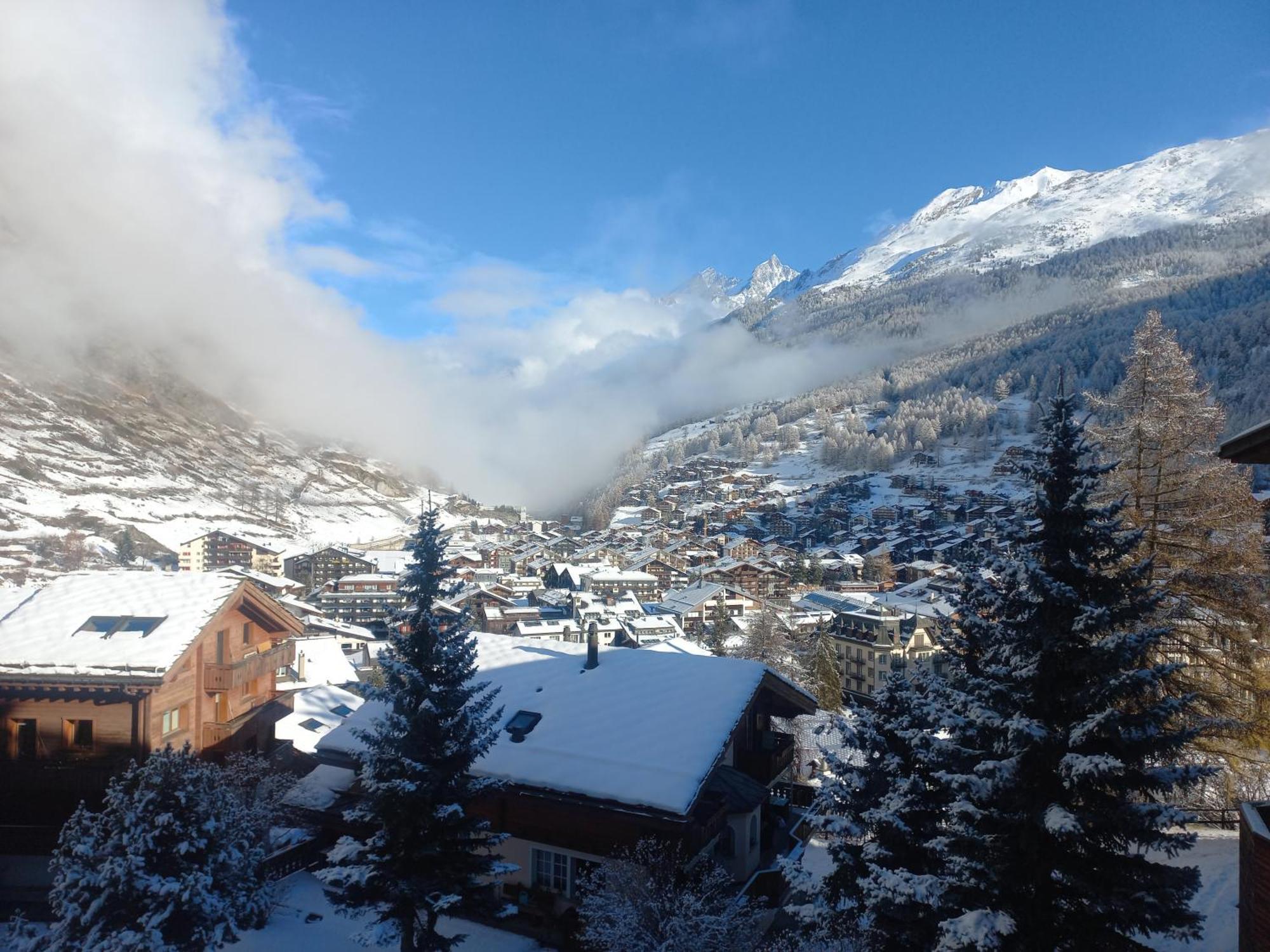 Studio Direkt Im Zentrum, Tolle Terrasse, Aussicht Zermatt Esterno foto